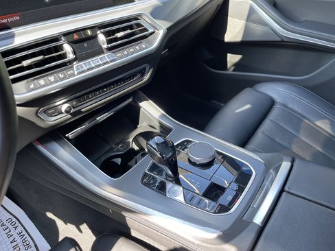Used 2021 BMW X5 xDrive40i w/ M Sport Package image 15