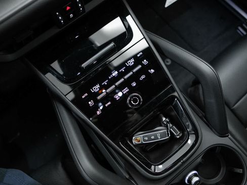 New 2026 Porsche Cayenne AWD/4WD image 27