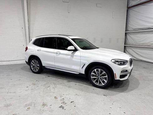 Used 2019 BMW X3 xDrive30i w/ Premium Package AWD/4WD image 5