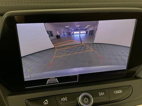 Used 2022 Chevrolet Blazer LT image 11