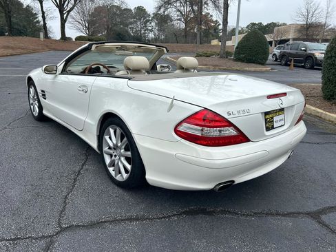 Used 2008 Mercedes-Benz SL 550 image 4