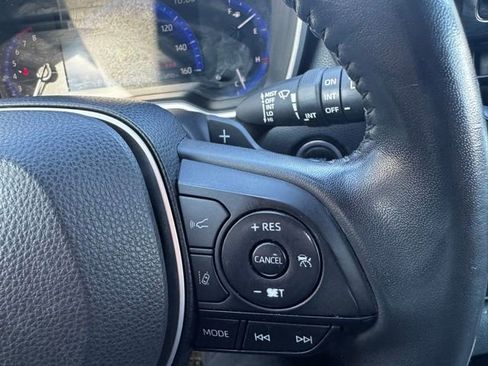 Used 2022 Toyota Corolla XSE FWD image 17