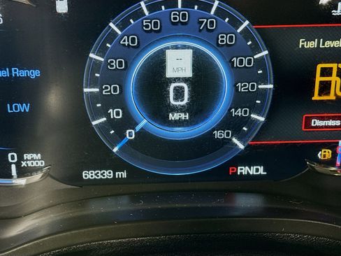 Used 2019 Cadillac Escalade Luxury RWD image 16