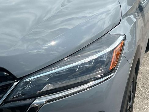 Used 2022 Nissan Kicks SR FWD image 9