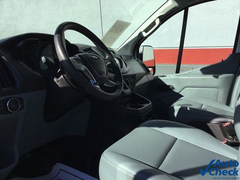 Used 2019 Ford Transit 250 130 Low Roof image 24