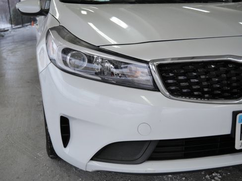 Used 2017 Kia Forte LX w/ LX Popular Package image 16