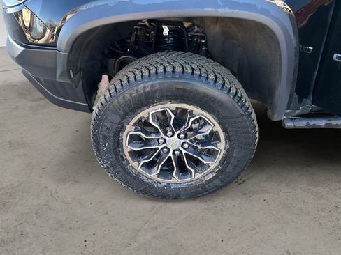 Used 2020 Chevrolet Colorado ZR2 image 10