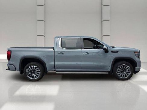 Certified 2025 GMC Sierra 1500 Denali Ultimate AWD/4WD image 6