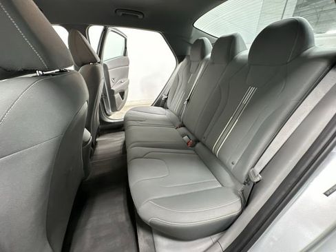 Used 2021 Hyundai Elantra SEL image 18