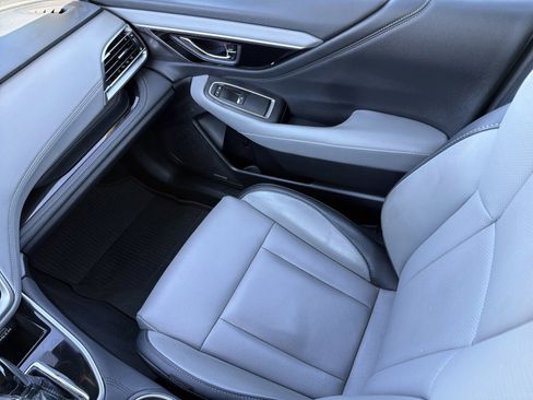 Certified 2025 Subaru Outback Limited image 11