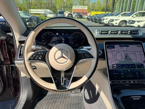 Certified 2022 Mercedes-Benz S 500 4MATIC image 15
