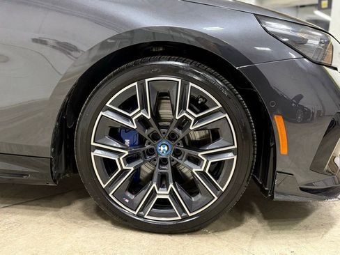 Used 2025 BMW i5 xDrive40 w/ M Sport Package image 48