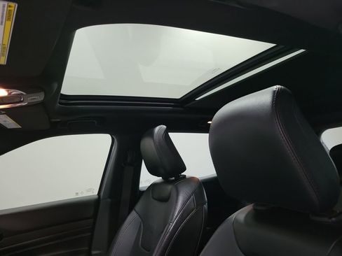 Used 2022 Jeep Compass High Altitude image 39