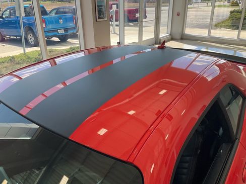 Used 2022 Dodge Challenger SRT Hellcat image 33