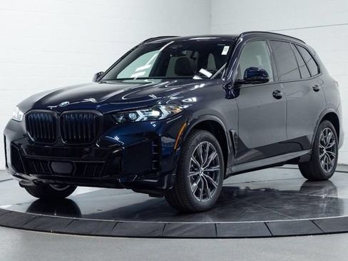 New 2026 BMW X5 xDrive40i w/ M Sport Package AWD/4WD image 8