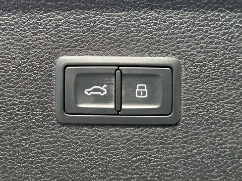 Used 2021 Audi Q5 2.0T Premium Plus w/ Premium Plus Package image 8