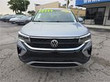 Used 2022 Volkswagen Taos SE image 2
