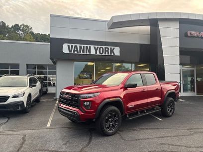 Used 2025 GMC Canyon Elevation w/ Convenience Package