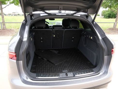 Used 2026 Jaguar F-PACE R-Dynamic S AWD/4WD image 64
