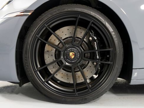 Certified 2023 Porsche 911 Targa 4 GTS AWD/4WD image 15