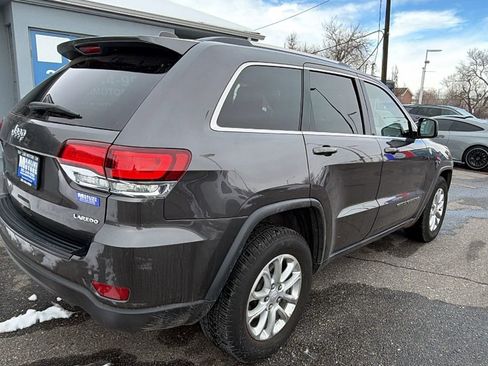 Used 2021 Jeep Grand Cherokee Laredo image 5