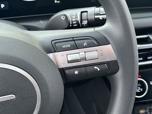 New 2025 Hyundai Santa Cruz SEL image 16