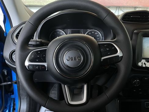 Used 2020 Jeep Renegade Sport image 23