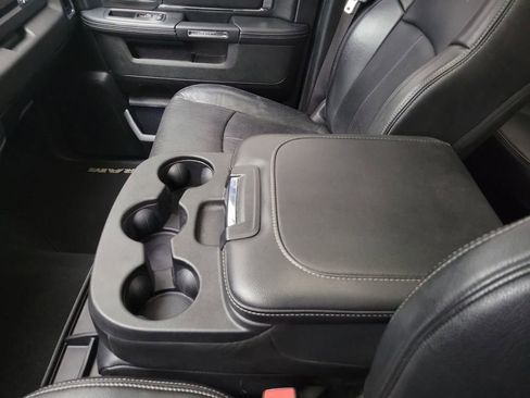 Used 2018 RAM 1500 Laramie w/ Convenience Group image 31