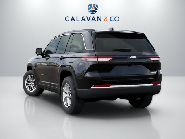 New 2026 Jeep Grand Cherokee Laredo RWD image 3
