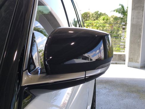 New 2025 Jeep Grand Cherokee Summit image 12