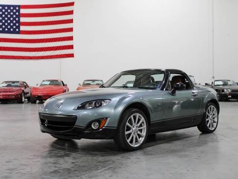 Used 2007 MAZDA MX-5 Miata Grand Touring w/ Premium Pkg image 18