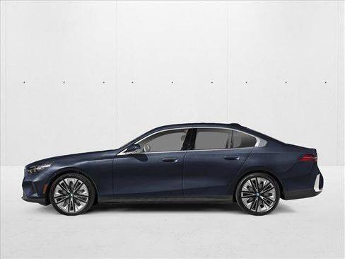 New 2027 BMW 540i xDrive AWD/4WD image 3