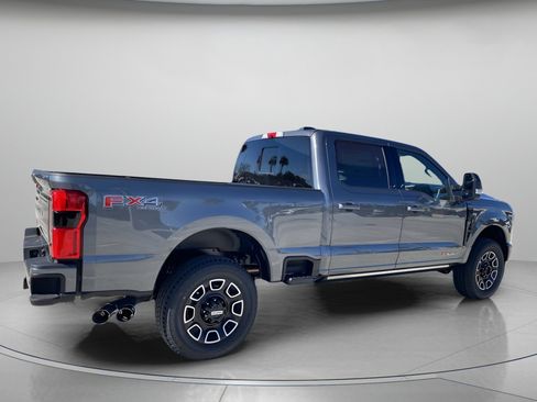 New 2026 Ford F250 Platinum AWD/4WD image 4