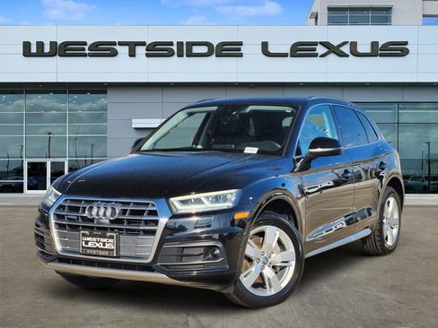 Used 2019 Audi Q5 Prestige w/ Prestige Package image 1