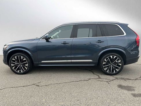 Certified 2025 Volvo XC90 B6 Plus image 6