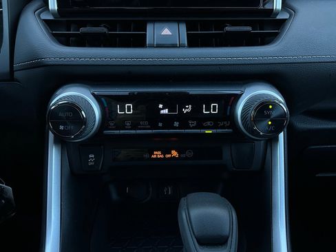 Used 2025 Toyota RAV4 LE image 25
