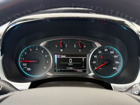 Used 2018 Chevrolet Traverse LT image 14