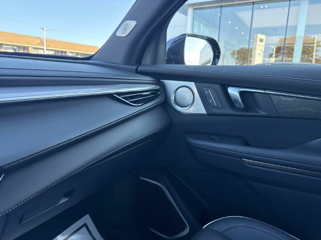 Used 2026 Buick Enclave Avenir AWD/4WD image 51