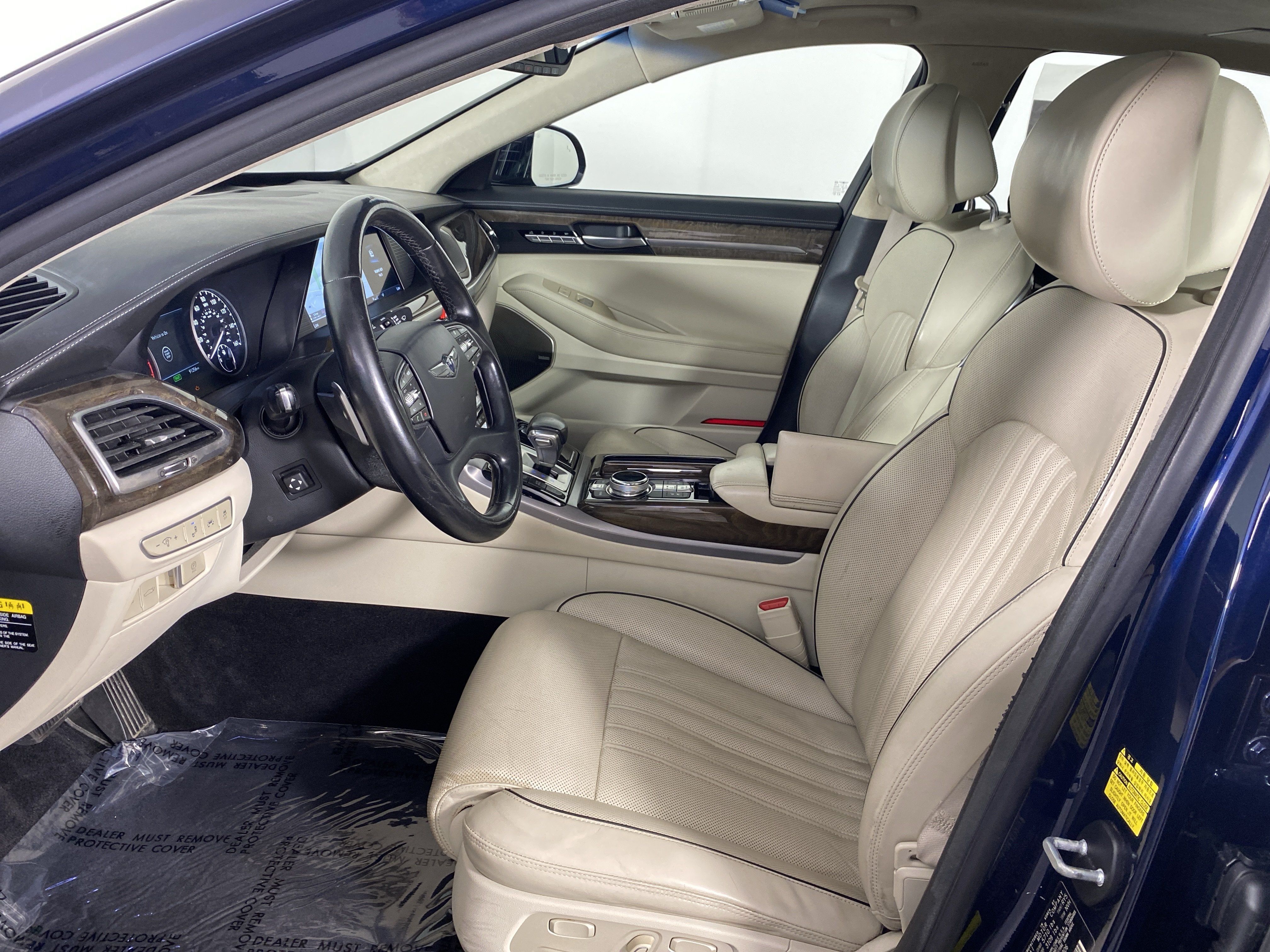 Used 2018 Genesis G90 5.0 Ultimate RWD image 17