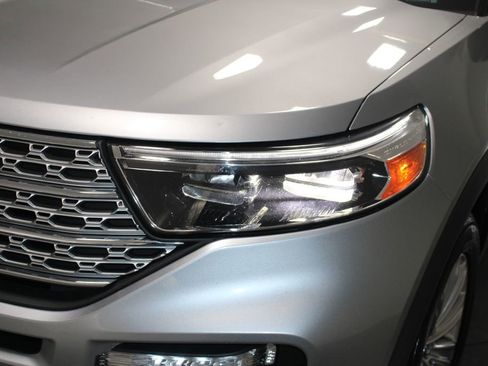 Used 2021 Ford Explorer Limited w/ Equipment Group 301A image 58