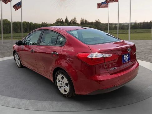 Used 2016 Kia Forte LX FWD image 4