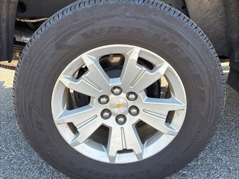 Used 2015 Chevrolet Colorado LT w/ LT Convenience Package image 35