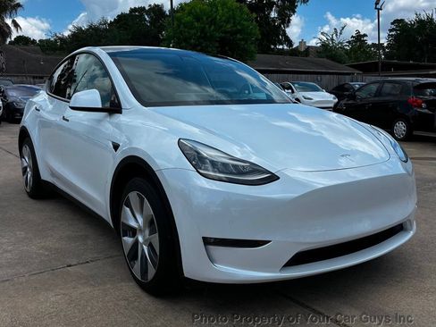 Used 2021 Tesla Model Y Long Range AWD/4WD image 5