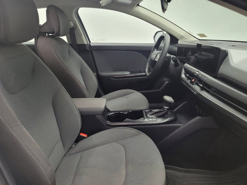 Used 2025 Kia K4 FWD image 21