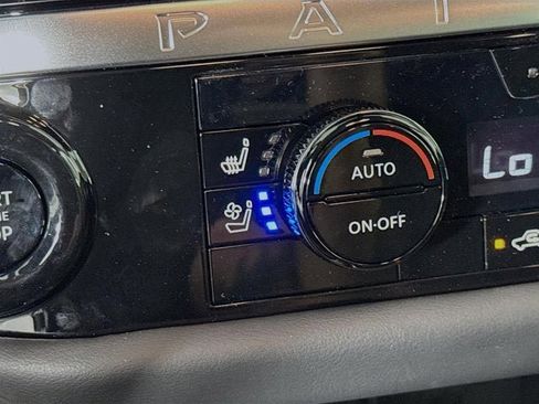 New 2026 Nissan Pathfinder Platinum image 21