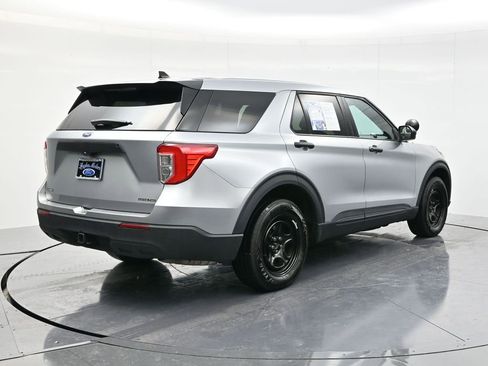 Used 2024 Ford Explorer 4WD Police Interceptor image 5