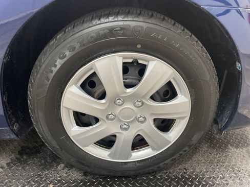 Used 2010 Toyota Camry image 40