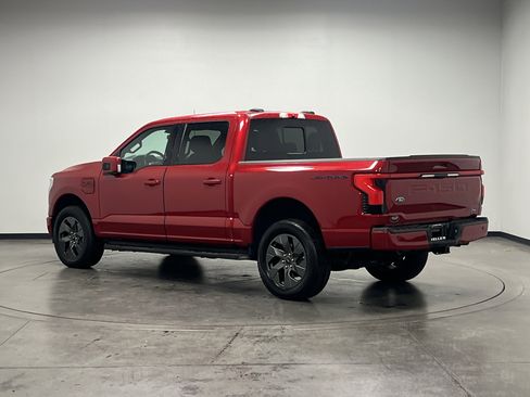Used 2023 Ford F150 Lightning Lariat image 6