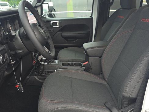 Used 2026 Jeep Wrangler Unlimited Rubicon AWD/4WD image 6