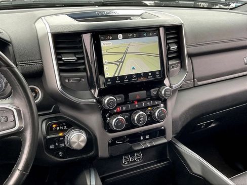 Used 2024 RAM 1500 Laramie AWD/4WD image 17